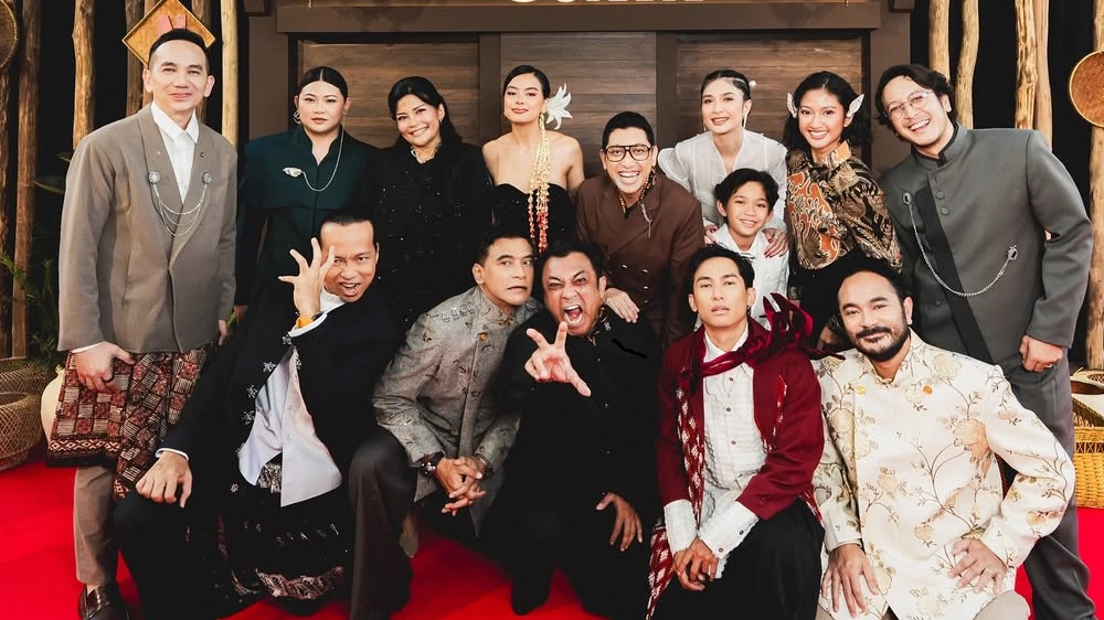 Belum Genap Sebulan, Film Abadi Nan Jaya Masuk Peringkat Satu Top Global Netflix