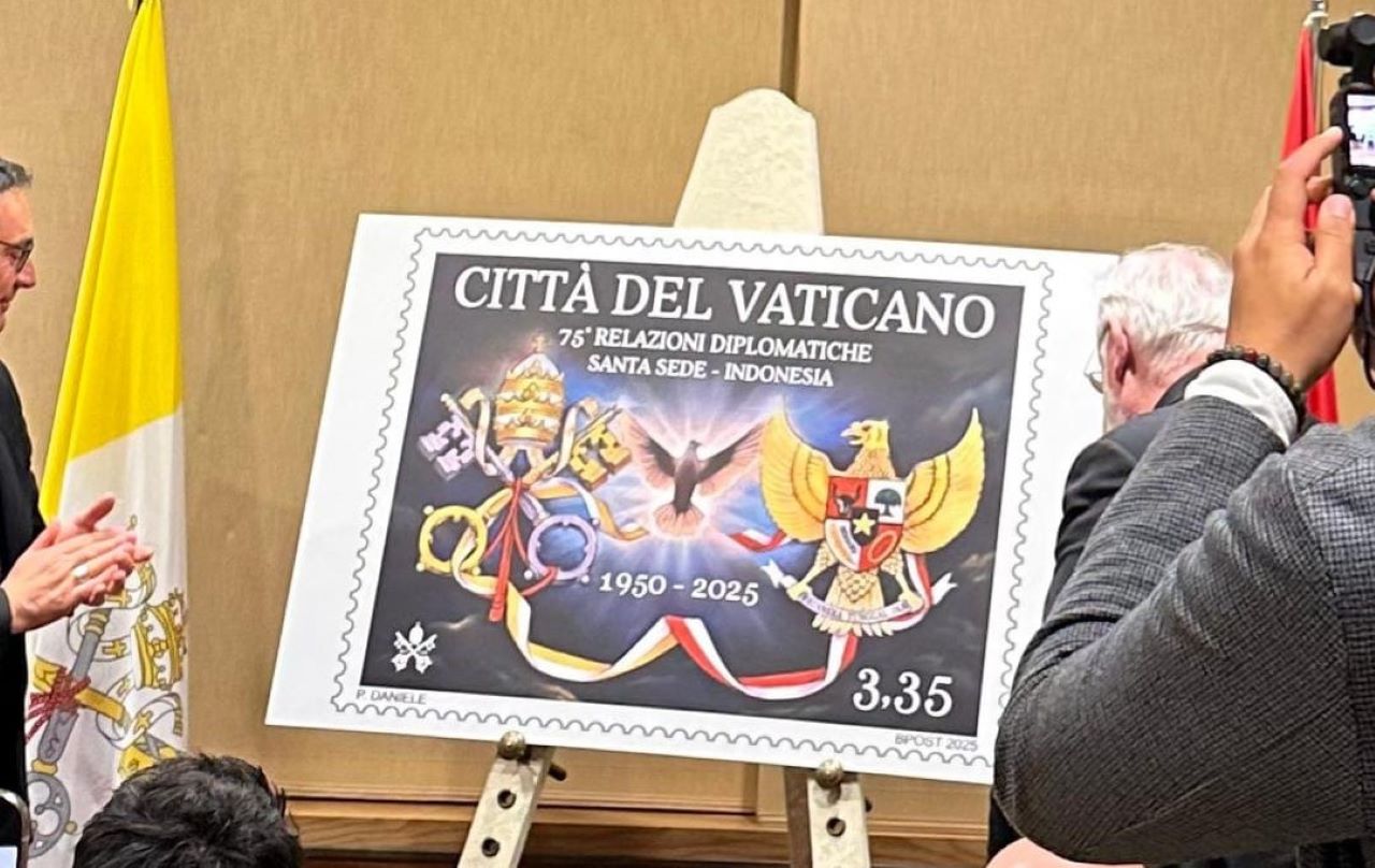  Resmi! Prangko 75 Tahun Diplomasi Indonesia-Takhta Suci Diluncurkan