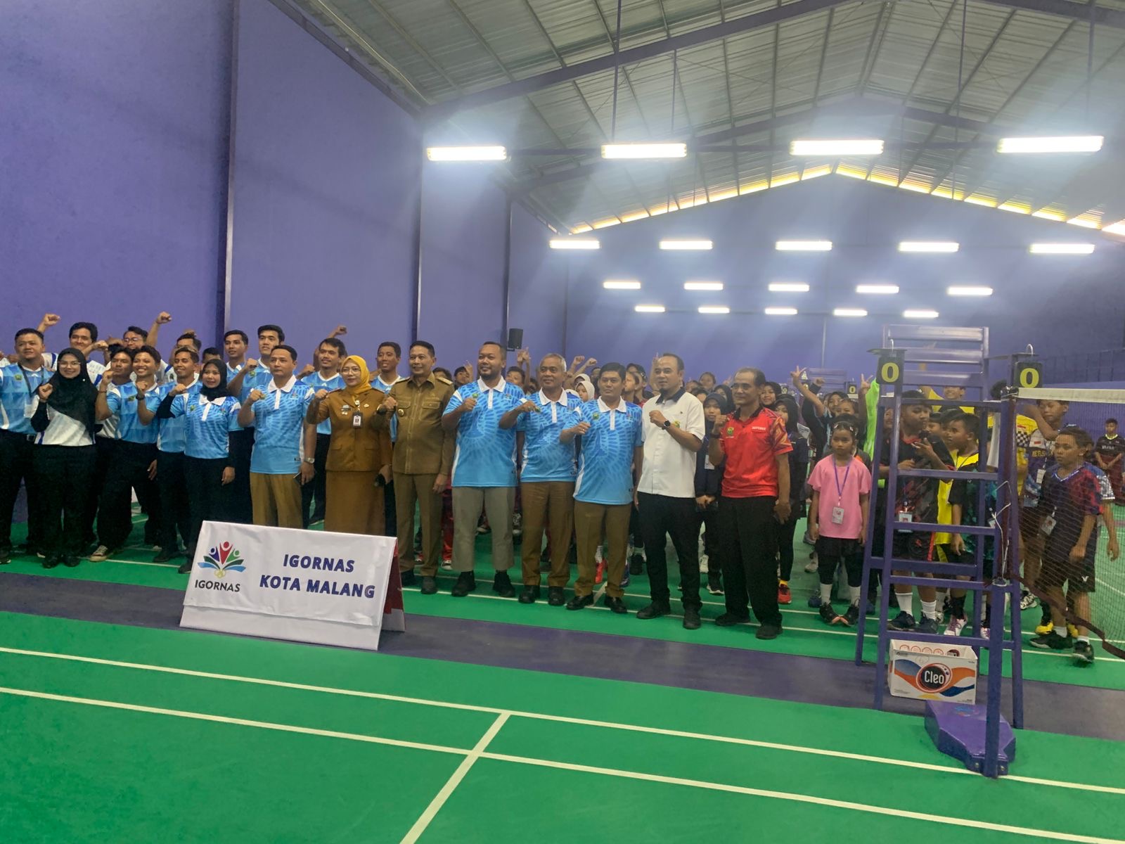 Para Atlet Muda Berlaga di Festival Bulutangkis U-15 Piala Menpora Seri Regional Jatim di Malang