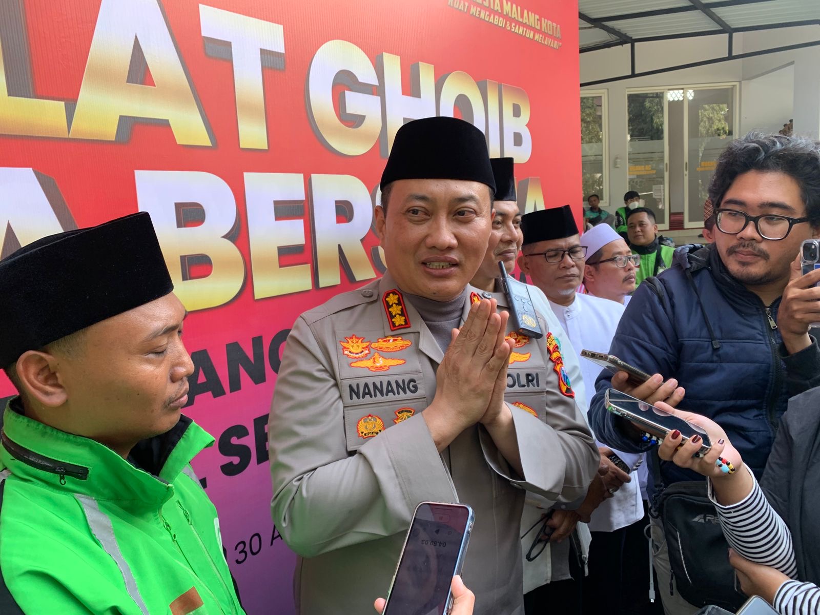 Kapolresta Malang Janji Tidak Akan Melakukan Tindakan Berlebihan