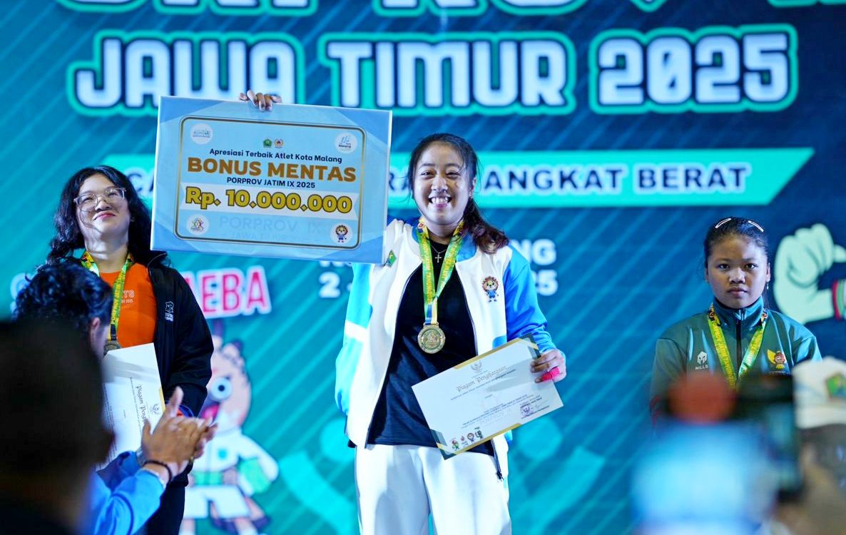 Latihan Sampai Nangis Mahasiswa Ilkom UM Ini Berbuah Emas dan Perak di Porprov IX Jatim