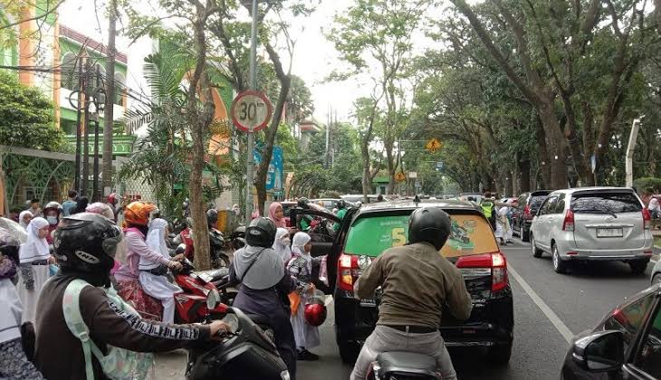 Antisipasi Macet Hari Pertama Sekolah, Dishub dan Satlantas Siapkan Langkah di Titik Rawan Kota Malang