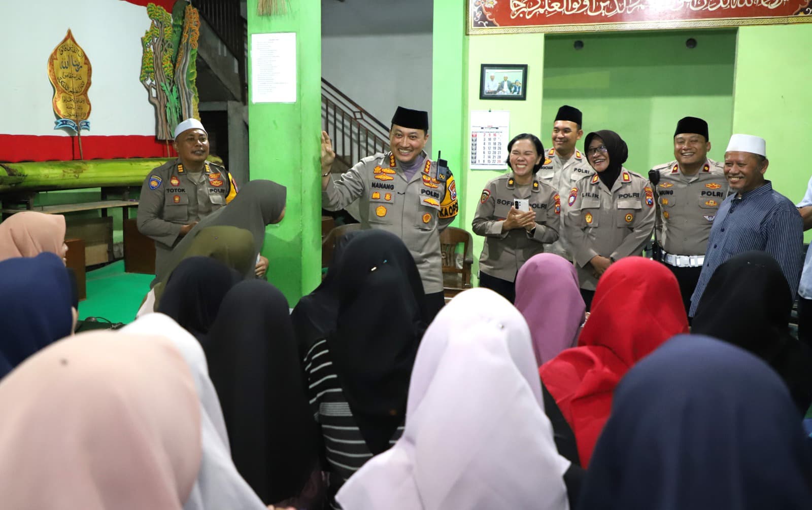 Polresta Malang Kota Gelar Safari Ramadhan, Buka Puasa Bersama Anak Yatim