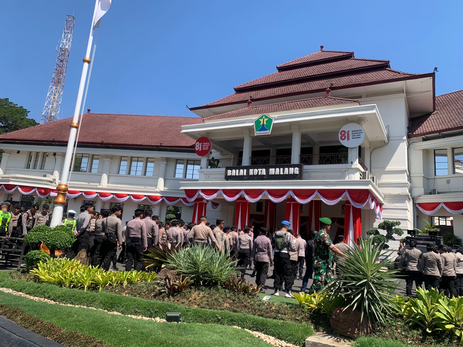 Demo Malang 28 Agustus: 6 Elemen Mahasiswa Turun Aksi, TNI-Polri Siaga