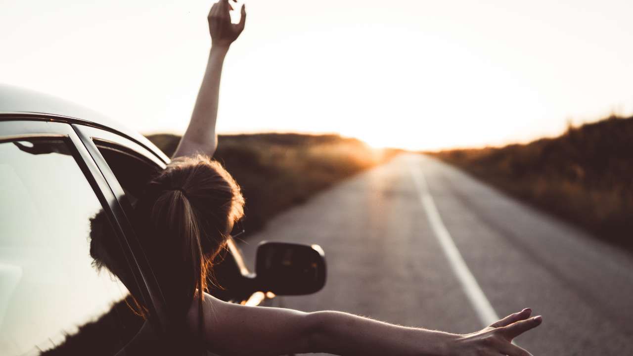 9 Cara Menikmati Perjalanan Jauh Tanpa Rasa Jenuh