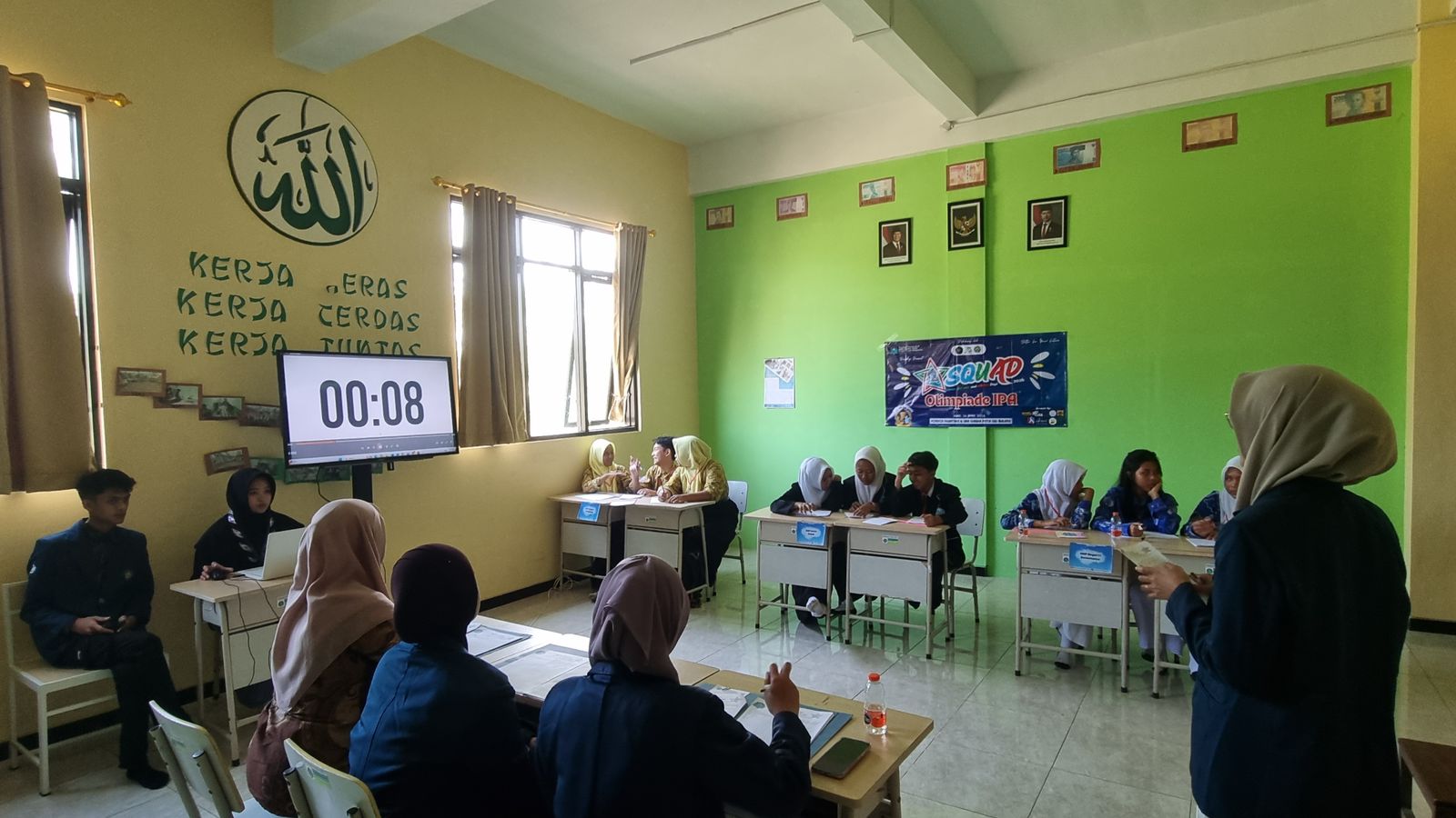 FMIPA UB Dampingi Olimpiade IPA Pesantren, Tingkatkan Standar Kompetisi Sains di Malang Raya