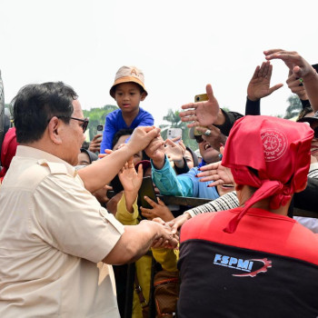 Hadiri Peringatan Hari Buruh di Monas, Presiden Janjikan Bentuk Satgas PHK