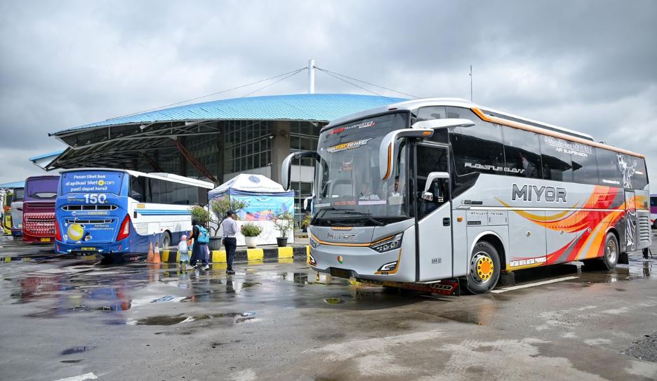 Kemenhub Gelar Mudik Gratis Libur Nataru: 3.080 Orang Dinaikkan Bus, 6.360 Orang KA, 100.000 Orang Kapal Laut 