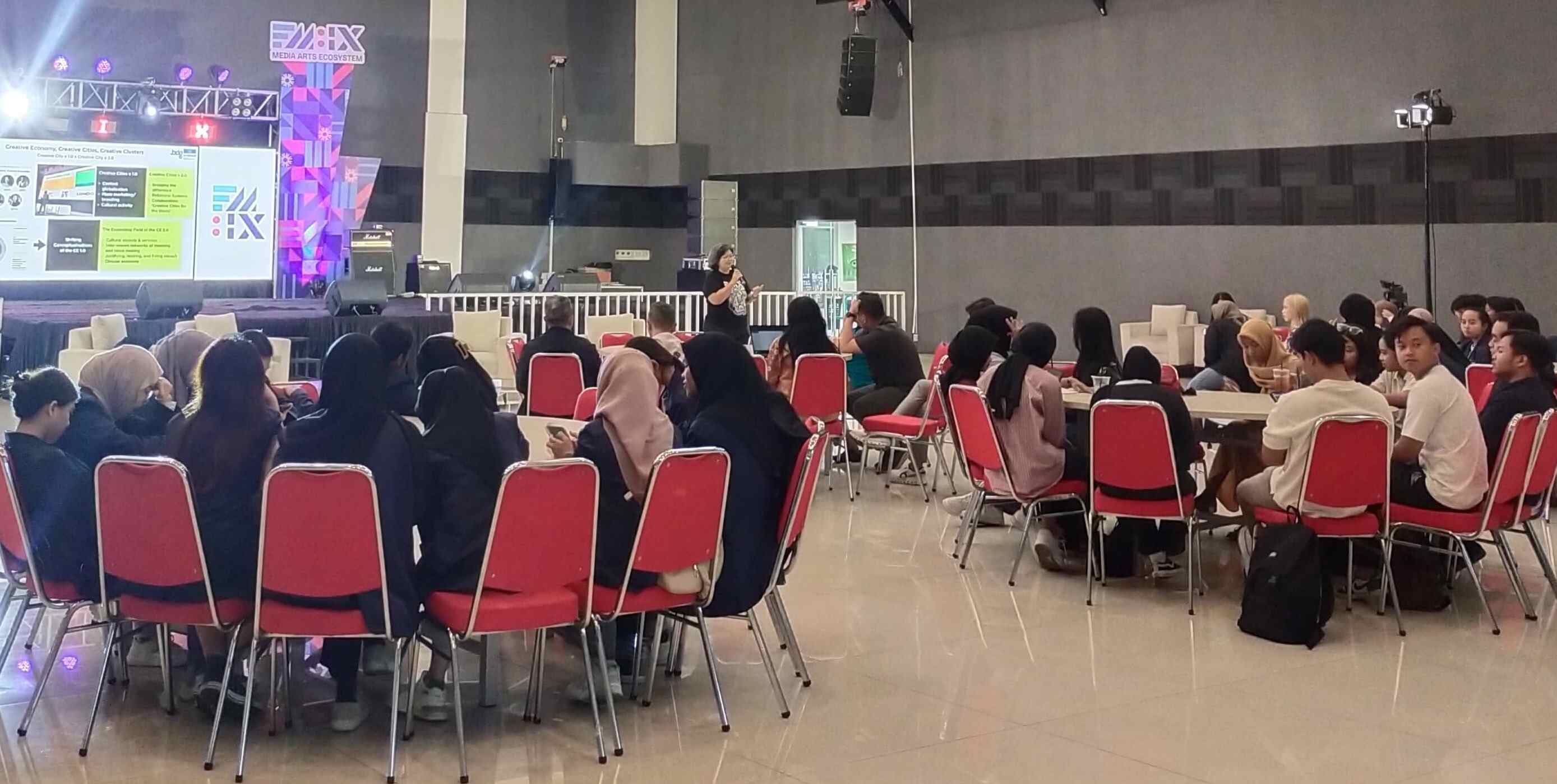 Festival Mbois IX: Benchmarking dengan Narasumber dari Salah Satu Kota Kreatif Dunia 