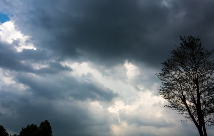 Prakiraan Cuaca Malang Raya 17 Desember: Hujan Siang hingga Sore, Khusus Batu Ada Potensi Petir
