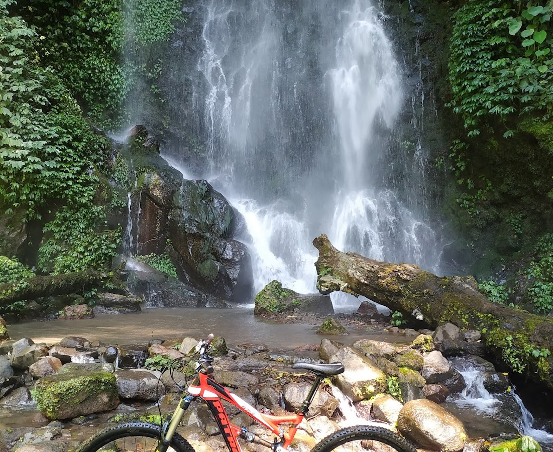 Mau Wisata  Air Terjun di Batu? Ini Rekomendasi Sembilan Lokasinya