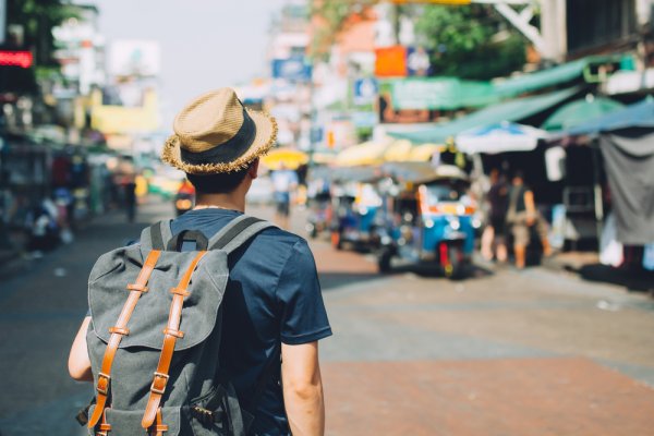 9 Trik Liburan Tanpa Boros untuk Backpacker Pemula