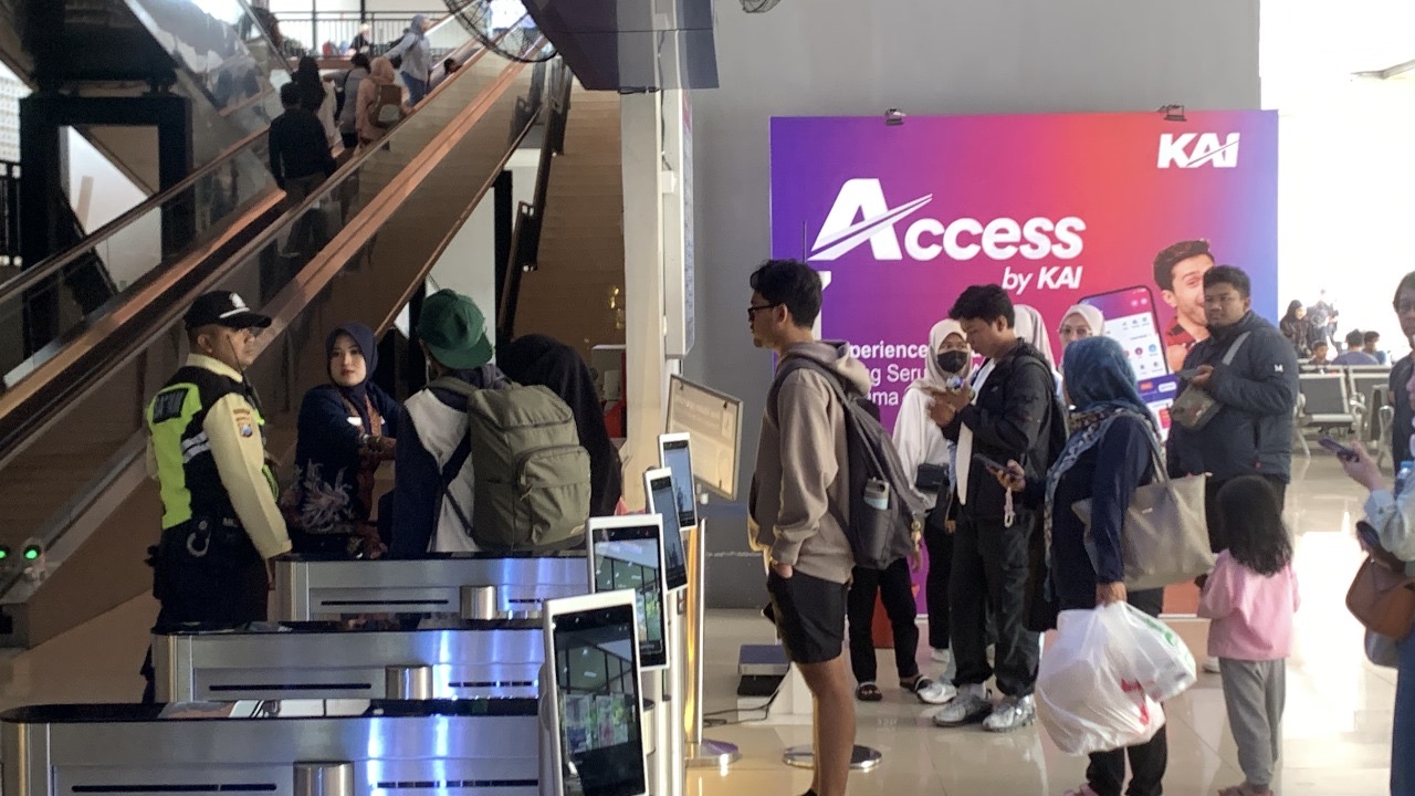 Hampir 100 Ribu Penumpang Nikmati Diskon Tiket KA dari Stasiun Malang, KAI Dorong Transportasi Hemat dan Ramah