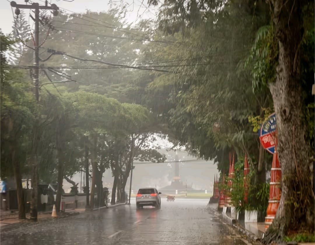 Prakiraan Cuaca Kota Malang Sabtu 5 September: Waspada Hujan Angin di Kawasan Lowokwaru!