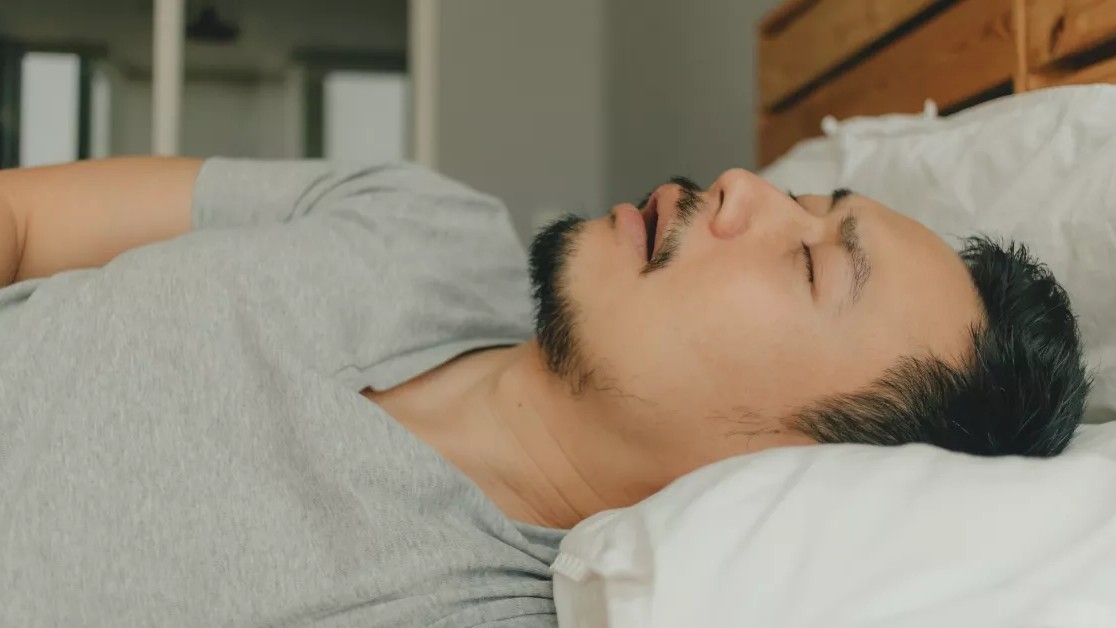 Ini Alasan Medis Mengapa Seseorang Bisa Mendengkur saat Tidur