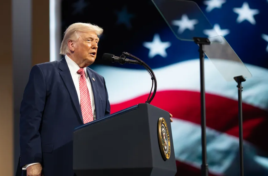 Trump Kembali Ancam Iran: Buka Selat Hormuz atau 'Neraka' Menimpa Mereka