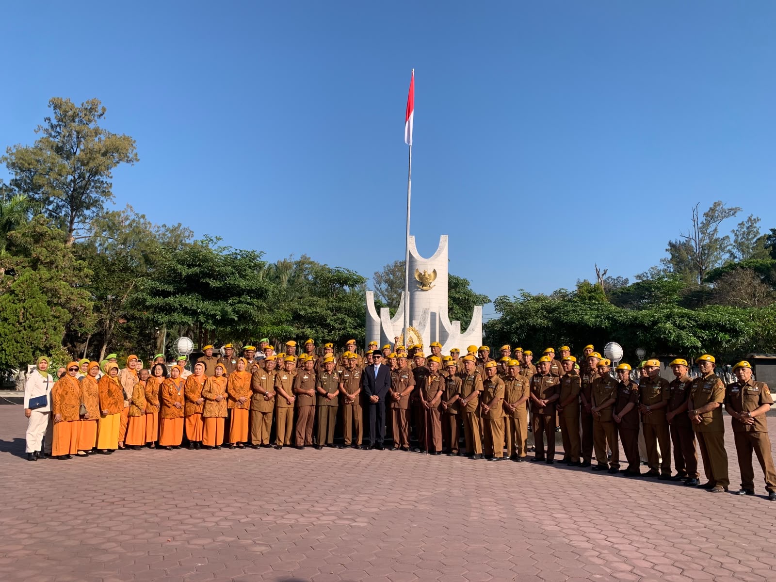Hari Veteran Nasional, LVRI Kota Malang Tabur Bunga dan Ingatkan Generasi Muda soal Kemerdekaan