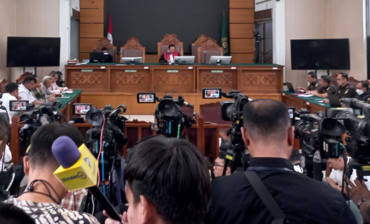 Tok! Hakim Tolak Praperadilan Nadiem Makarim, Status Tersangka Tetap Sah