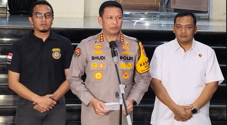 Roy Suryo CS Rampung Diperiksa Tudingan Ijazah Palsu Jokowi, Diperbolehkan Pulang