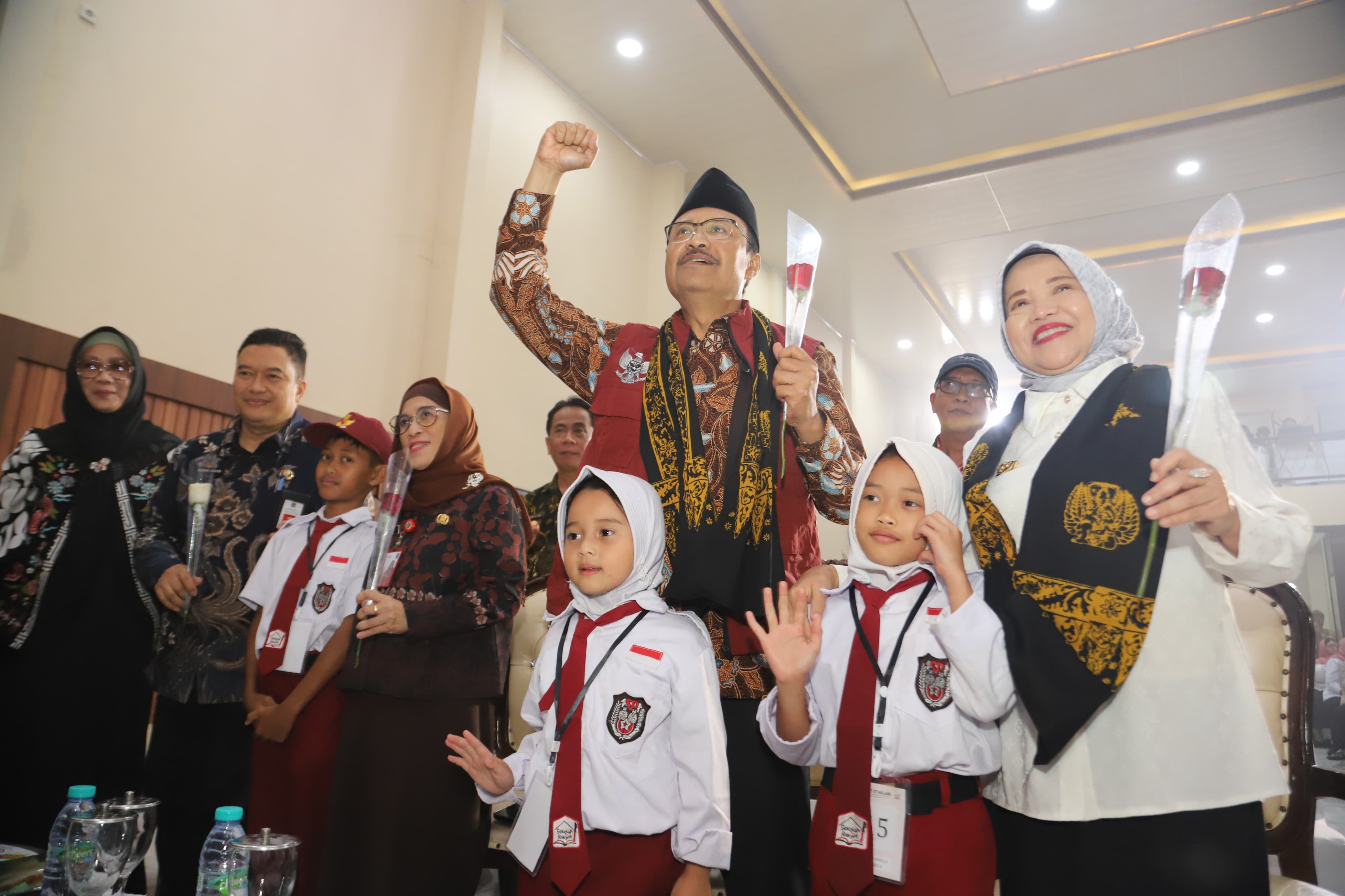 Mensos Gus Ipul Didampingi Wabup Lathifah Dialog Kesejahteraan di BLK Singosari