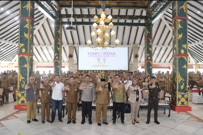 10 Desa Terima Penghargaan Bupati Malang karena Terapkan Aplikasi 'Antikorupsi' SiDASI    