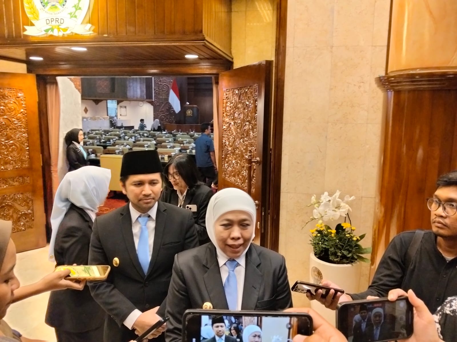 BMKG: 18 Perairan di Jatim Gelombang Tinggi hingga 2 Januari, Khofifah Minta Wisatawan Lebih Waspada