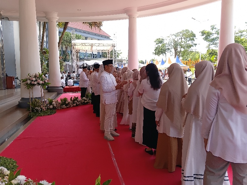 Sinergi dalam Tradisi: Ribuan ASN Pemkot Batu Gelar Halalbihalal di Hari Pertama Kerja