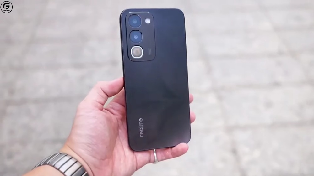 Realme C100X Resmi Hadir, HP Rp3 Jutaan dengan Baterai 8000 mAh. 