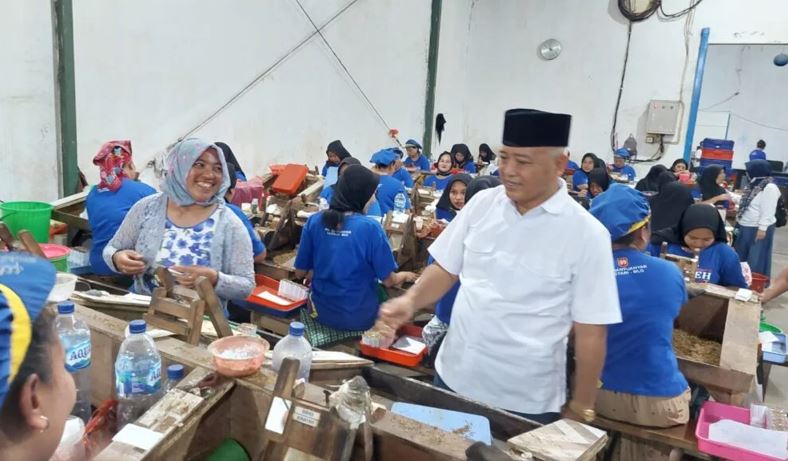 Nayamul Ker! UMK untuk Dua Bulan Terakhir 2025 Naik: Kota/Kabupaten Malang Termasuk!