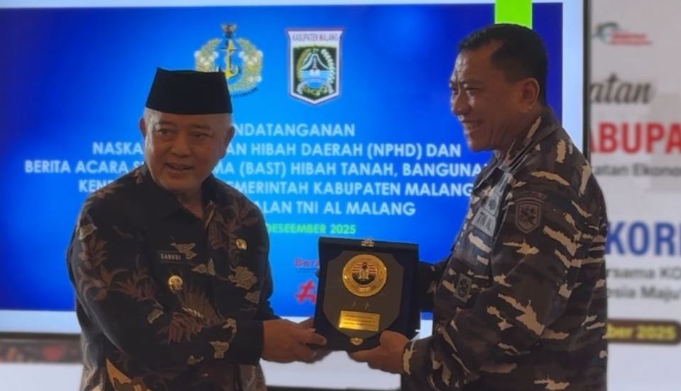 Bupati Malang Teken Hibah Tanah, Bangunan, dan Mobil kepada Pangkalan TNI AL Malang