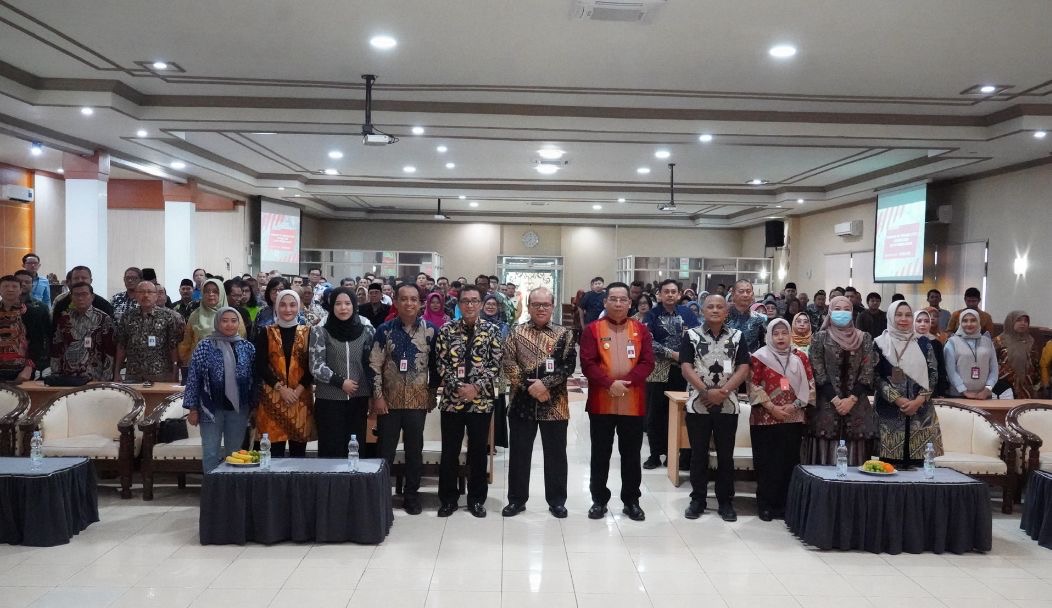 Cegah Investasi Bodong, OJK Latih Ratusan ASN Probolinggo Lewat ToT Literasi Pasar Modal