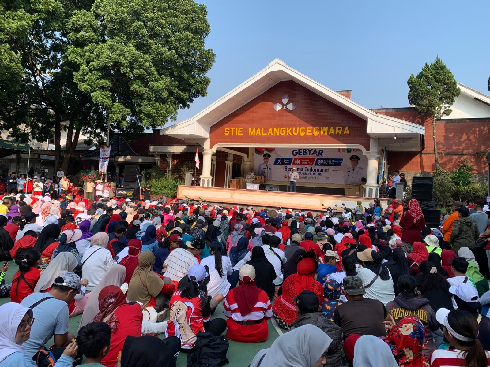 Gebyar Jalan Sehat Kecamatan Blimbing Malang Diikuti Ribuan Warga, Ada Motor Jadi Hadiah Utama