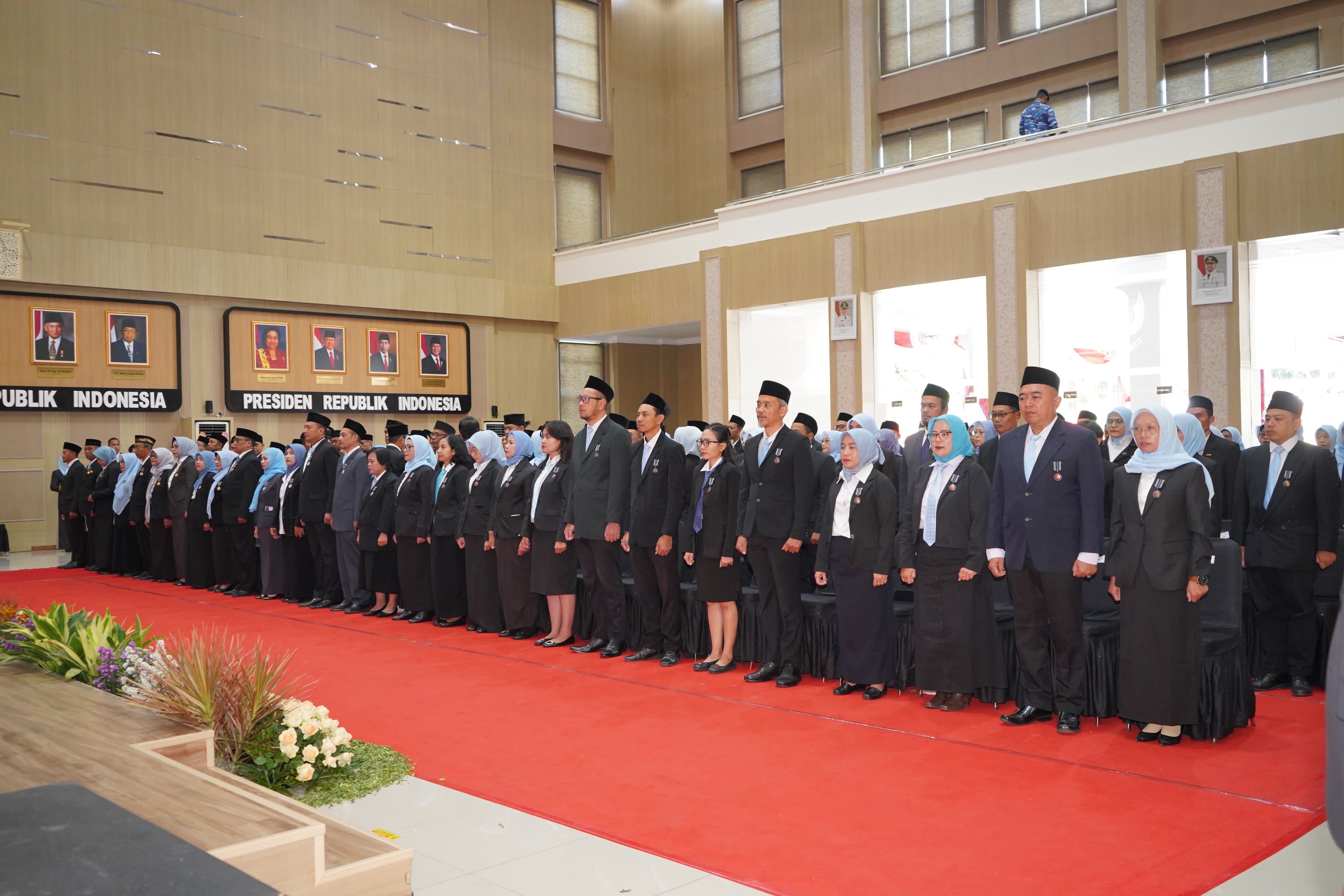 160 ASN Pemkot Batu Terima Satyalancana Karya Satya dari Presiden