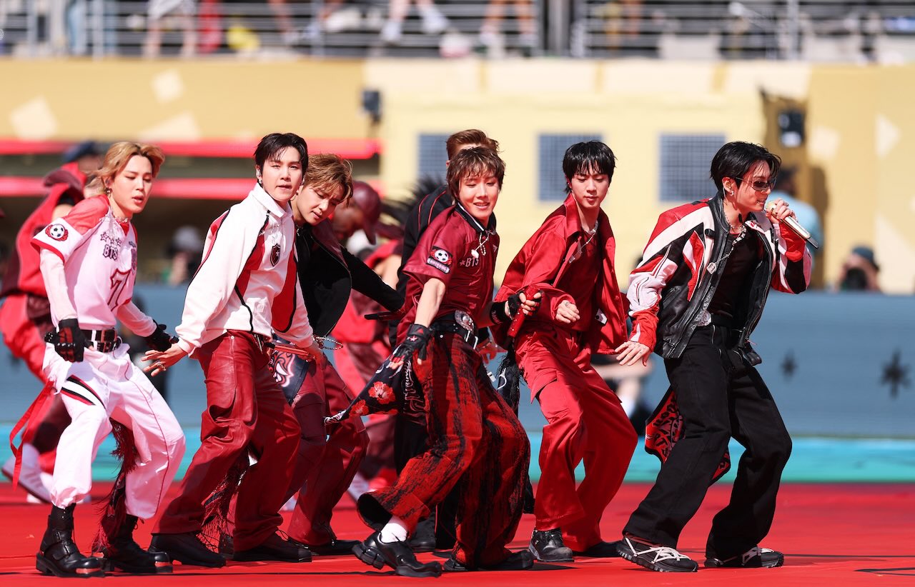 Halftime Show Final Piala Dunia 2026 Pecah! BTS, Justin Bieber, Shakira, dan Madonna Guncang MetLife Stadium