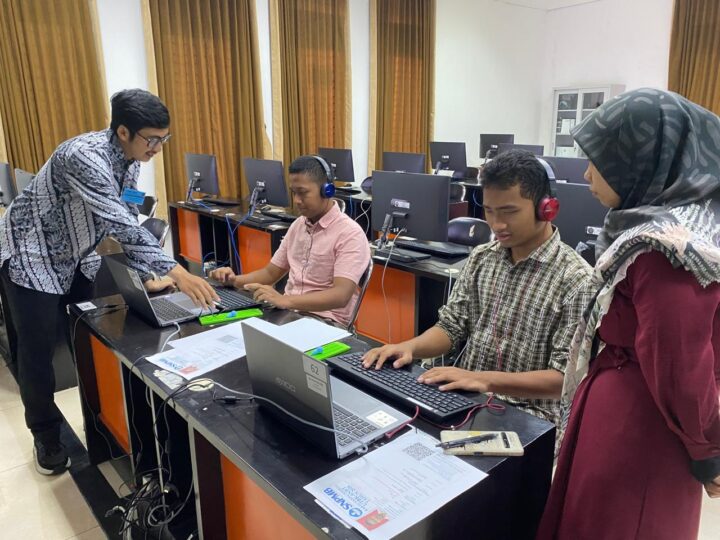 Peserta Difabel Ikuti UTBK di UB Secara Mandiri Berkat Fasilitas Inklusif