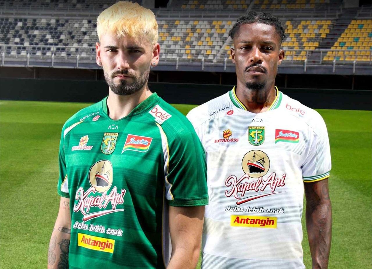 Jersey Persebaya 26/27 Berbobot Super-Ringan, Ada 7 Kartu Pemain untuk Kolektor