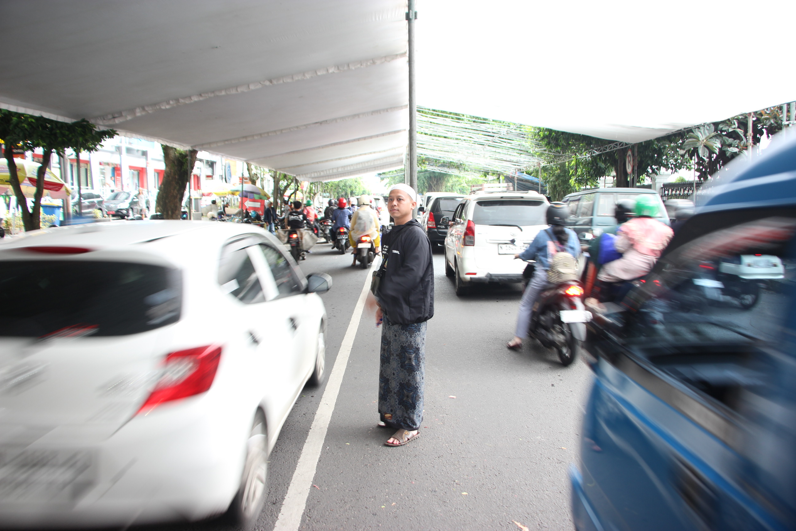 Persiapan Haul Akbar Imamain RA 2025 di Kota Malang, Jalan Aries Munandar Mulai Alami Penyempitan 