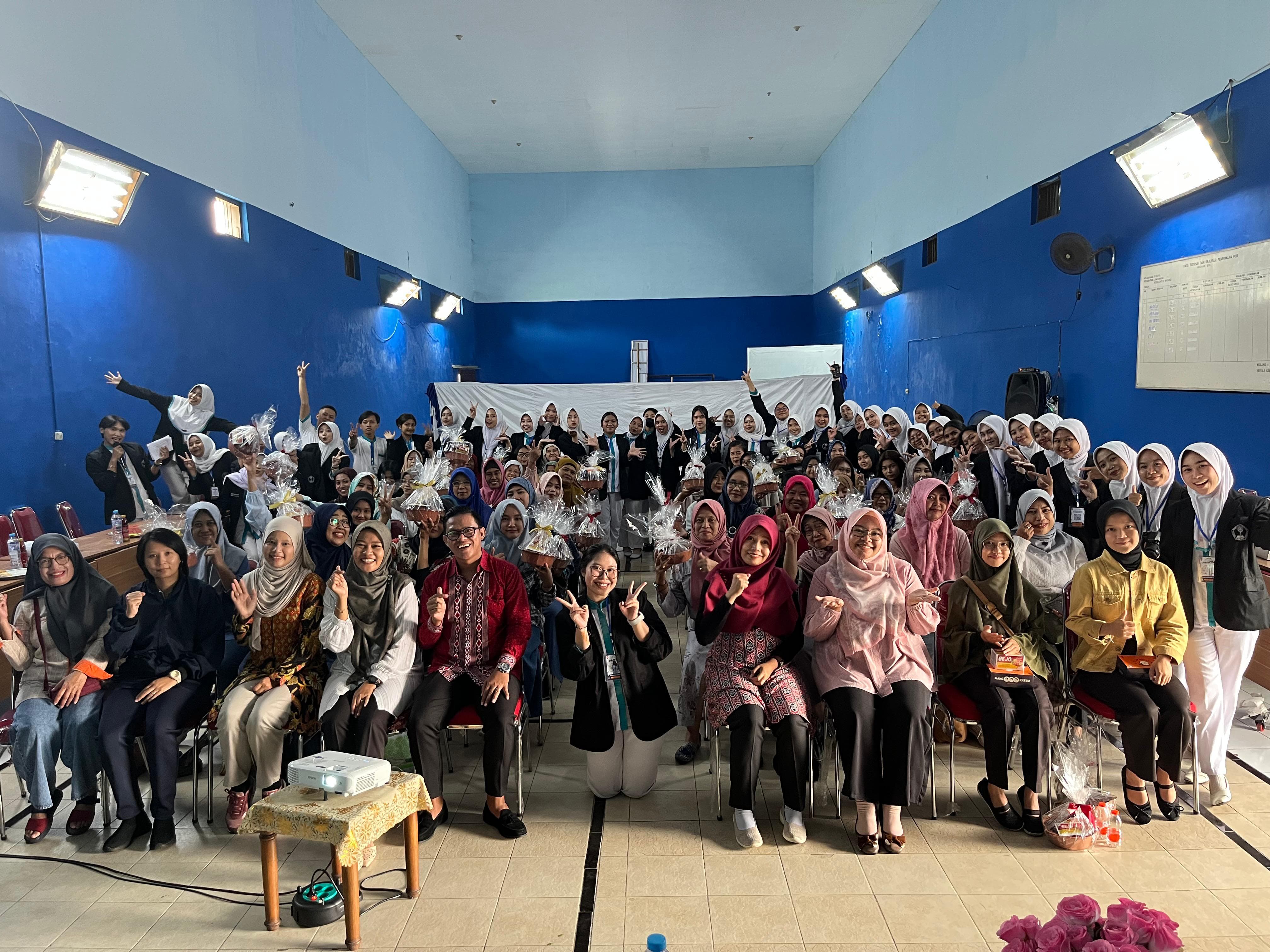 Mahasiswa Stikes Maharani Gelar Edukasi “Cegah Bunuh Diri” di Kelurahan Dinoyo