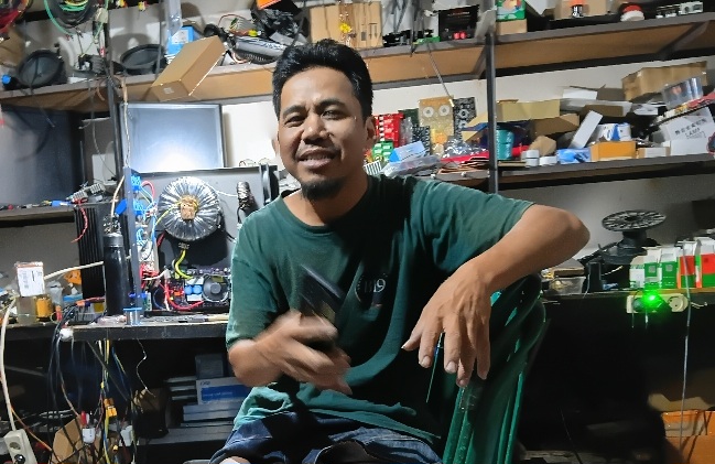 Rumah di Batu Mandiri Listrik 3 Tahun, Andalkan Panel Surya 8.000 Wp dan Baterai