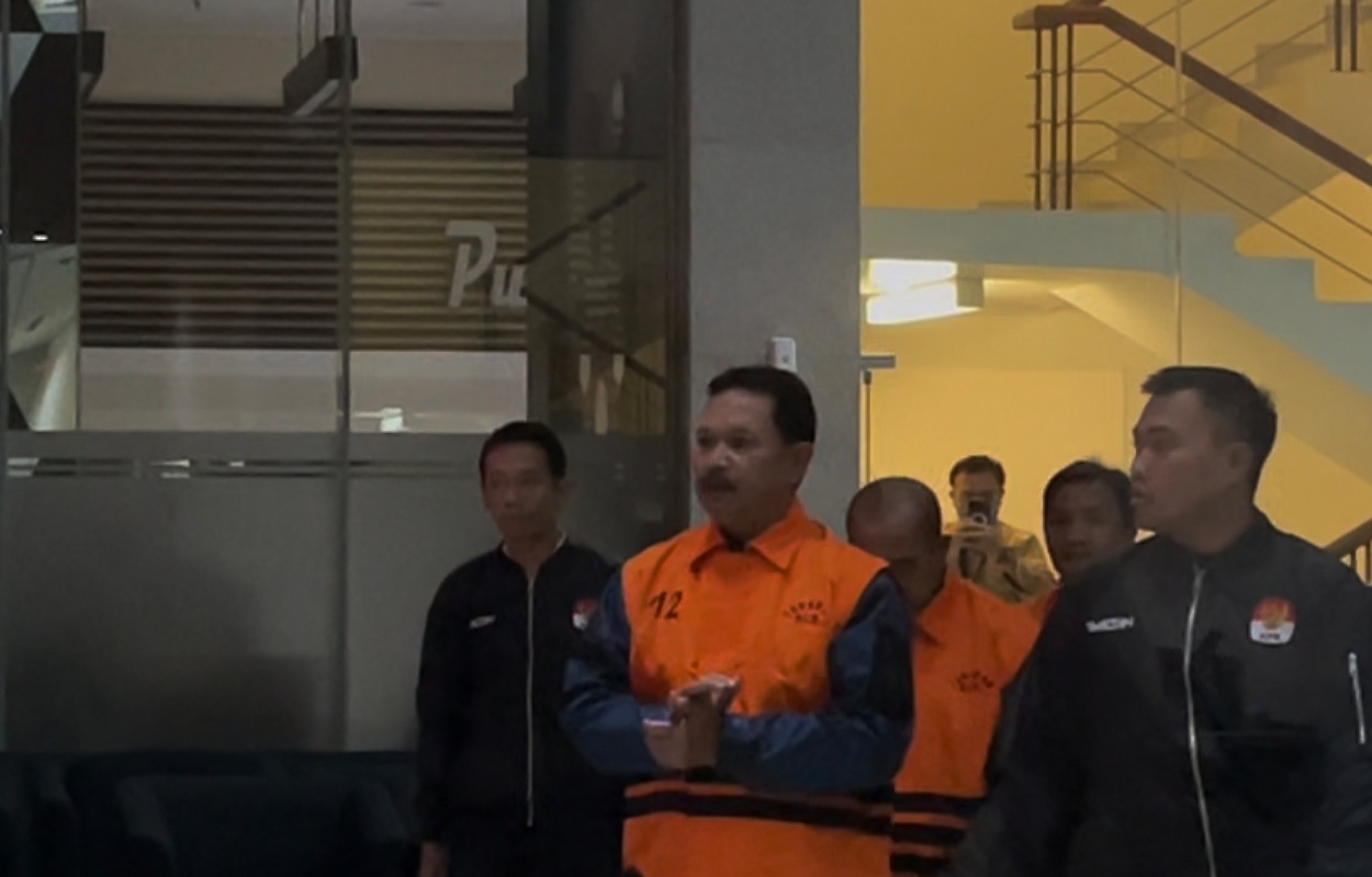 KPK Sita Uang Tunai hingga Dokumen dari  Rumah Wali Kota Madiun Maidi