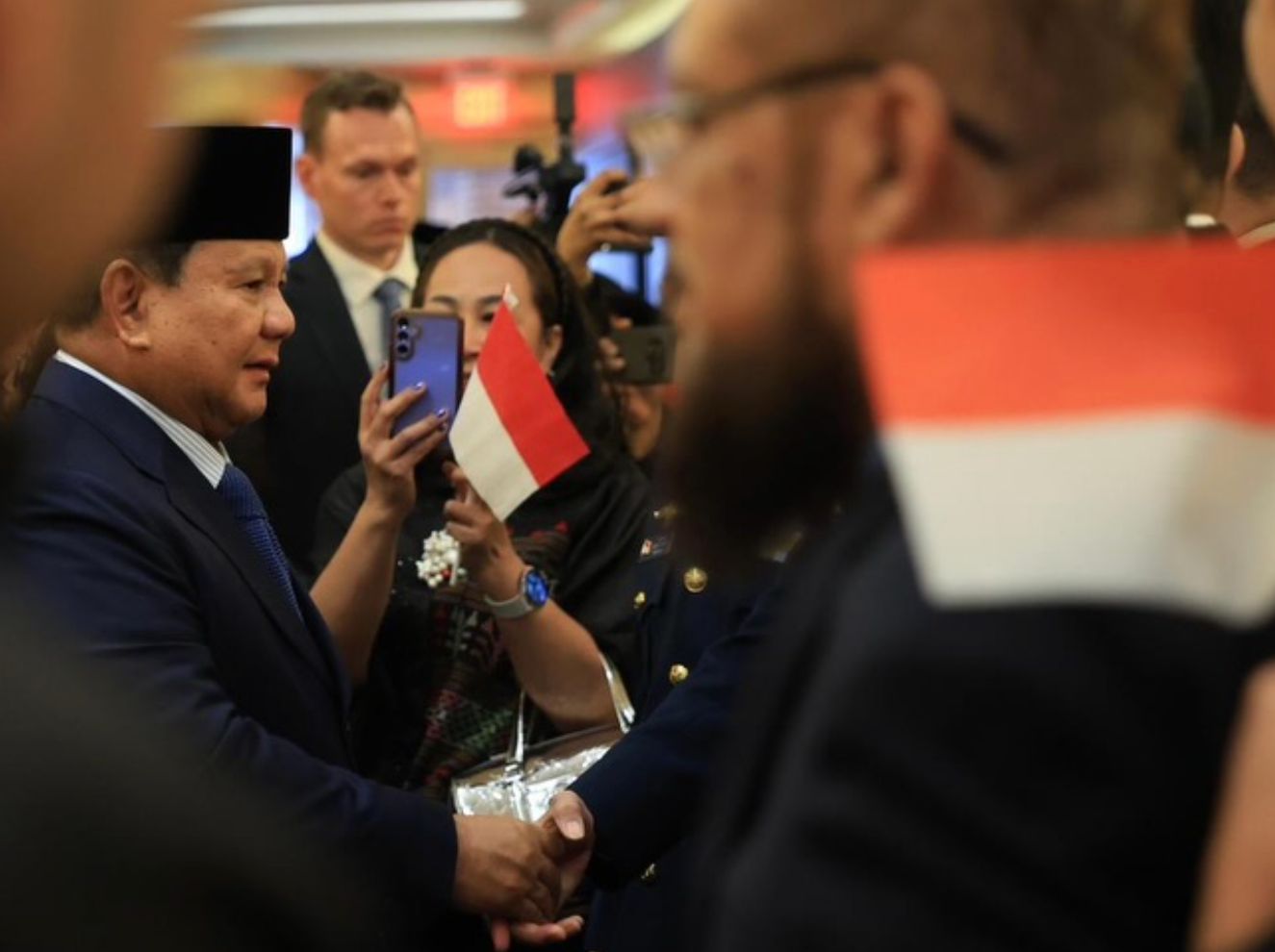 Klaim Hasil Efisiensi APBN! Prabowo Bantah MBG Boros Anggaran saat Pidato di Forum Bisnis AS