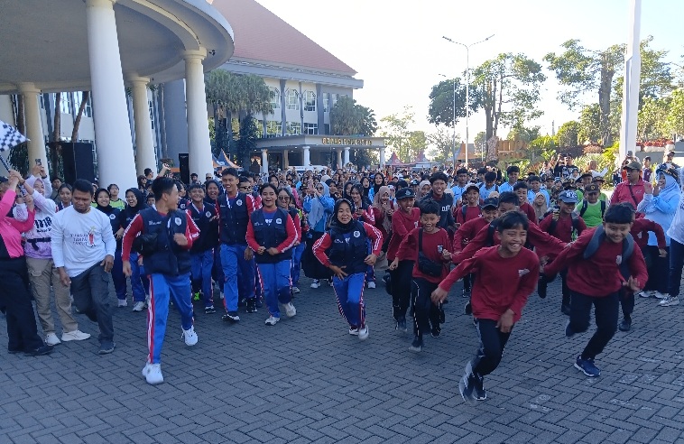 Senam Bocah Sae Meriahkan Puncak Jambore Hari Anak Nasional Kota Batu