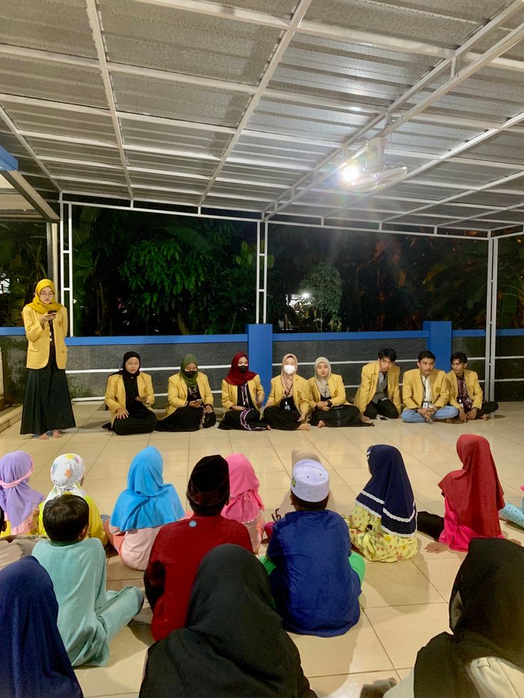 Semester Genap, Harus Mulai Daftar KKN? Tenang! KKN Itu Menyenangkan Kok (Tak Seseram KKN Desa Penari!))