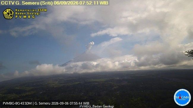 4 Gunung Api Erupsi Hari Ini 6 September 2026, Semeru di Perbatasan Malang Ikut Meletus