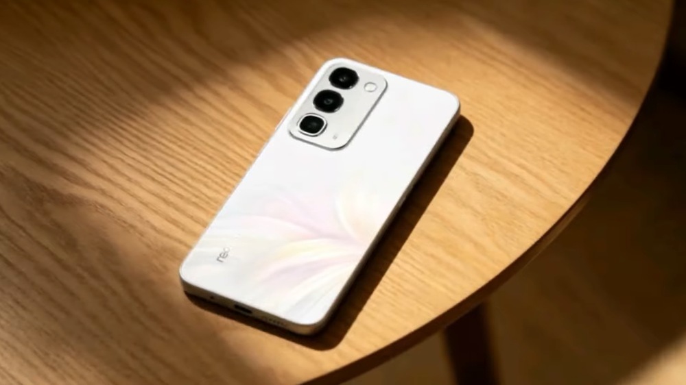 Realme C100 Resmi di Indonesia, HP Entry Level Baterai 8000 mAh dengan Layar 120 Hz