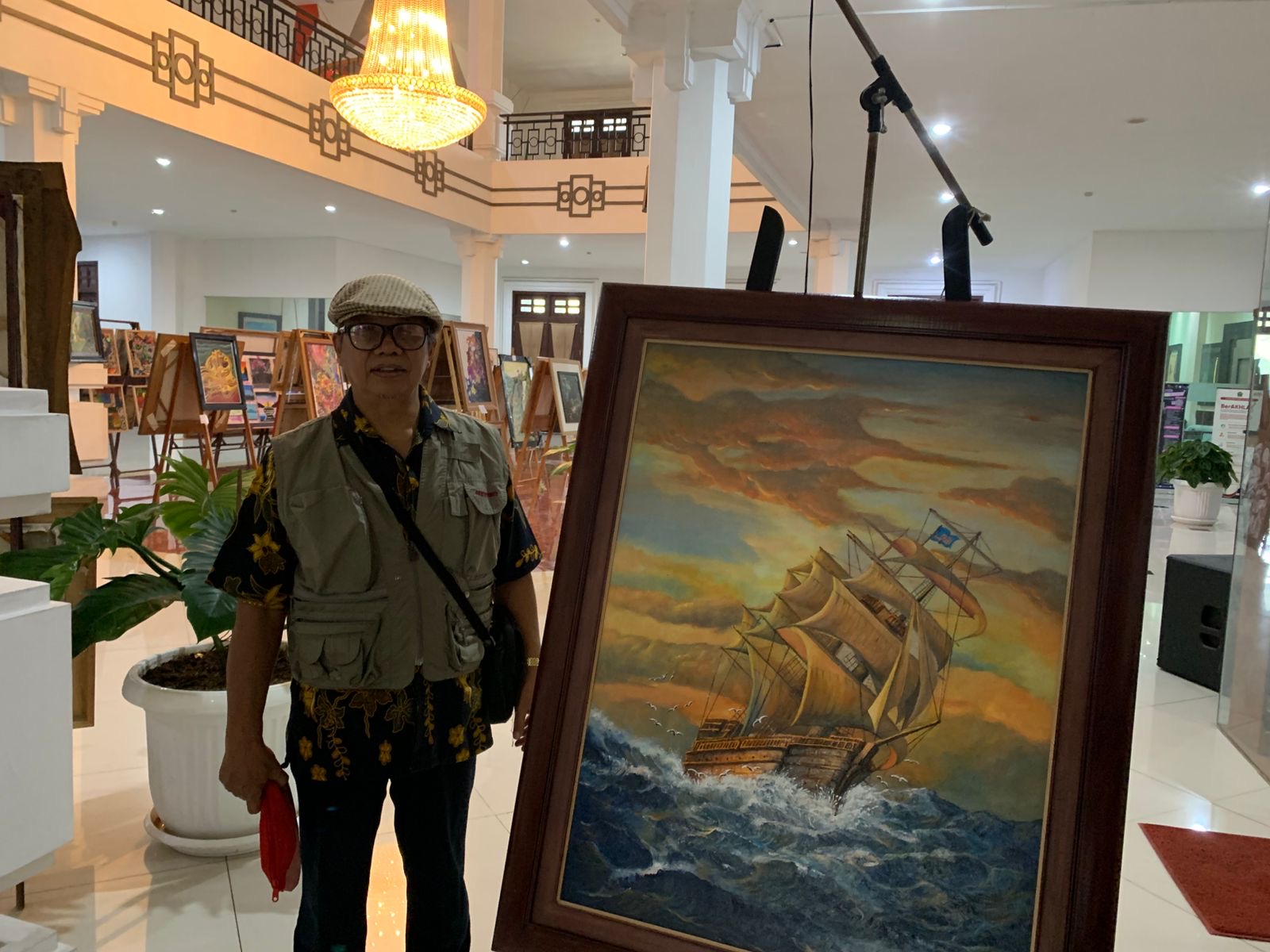 Komunitas Sukoi Gelar Pameran Lukisan di DPRD Kota Malang, Ada Karya Anak-Anak Belasan Tahun Asal Wajak