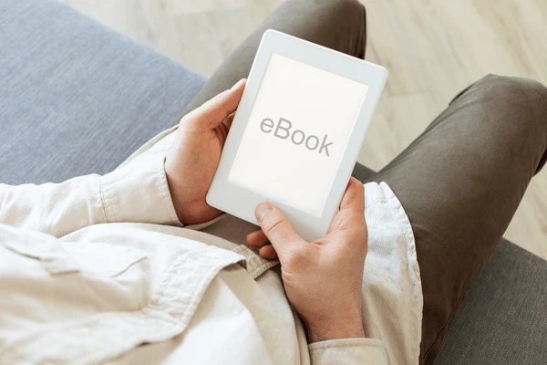 Rayakan Hari Membaca Buku Elektronik, Ini 9 E-book Latih Cara Berpikir Kritis yang Relevan untuk Pelajar