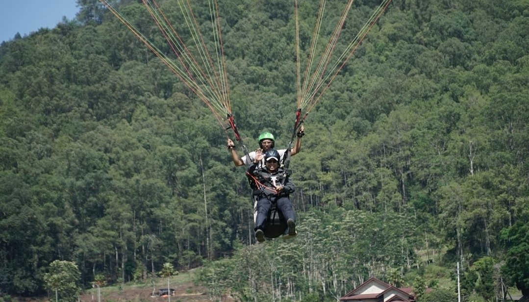 Lampung Ingin Bangun Wisata Paralayang seperti di Kota Batu