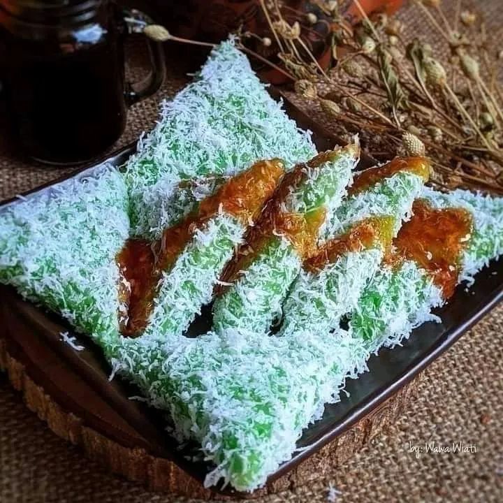 Tips Memasak Lupis yang Pulen dan Lezat: Rahasia Jajanan Tradisional yang Tak Lekang oleh Waktu