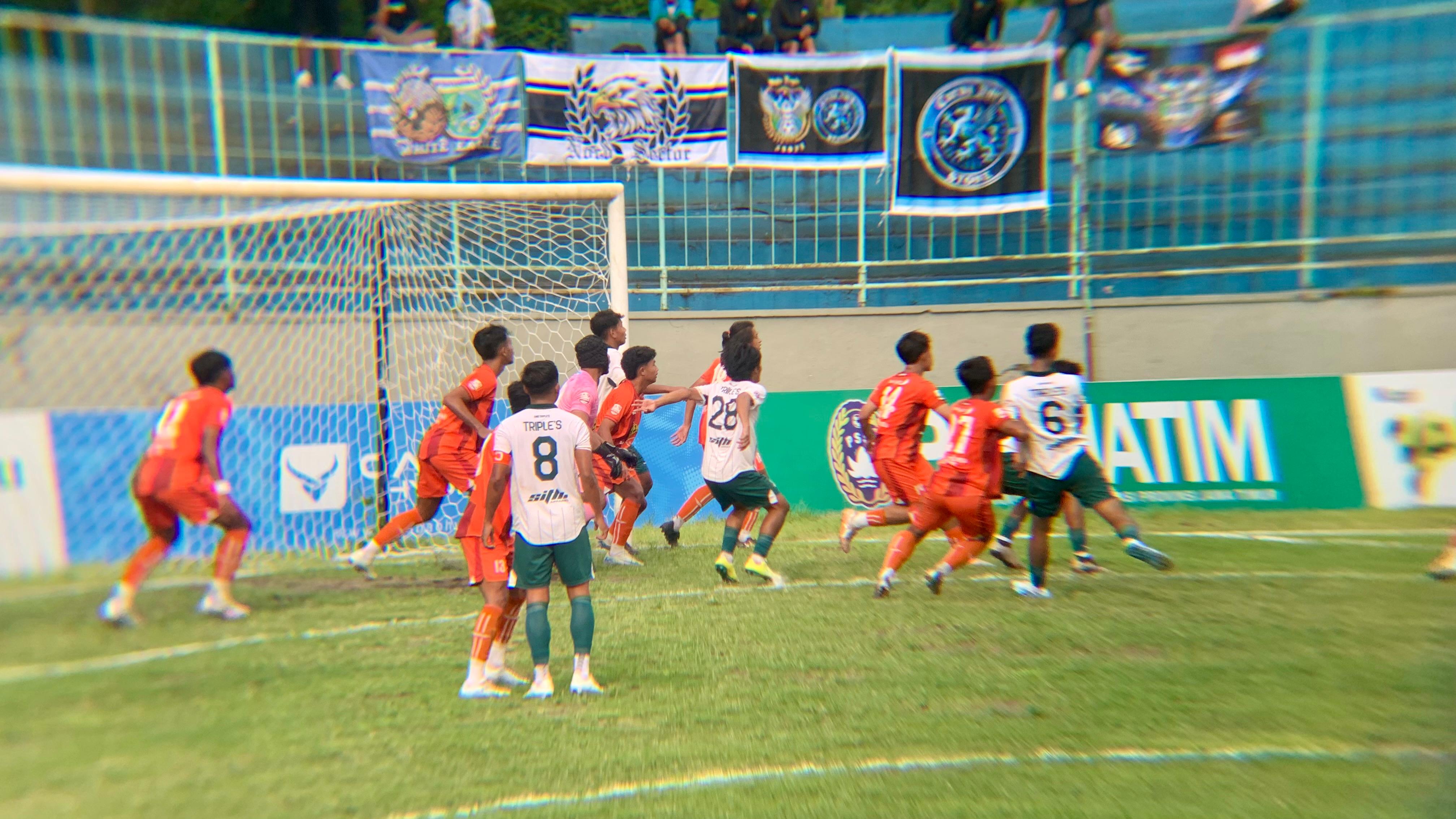 Persikoba Awali Laga Babak 16 Besar dengan Menang 2-1 atas Triple's Kediri 
